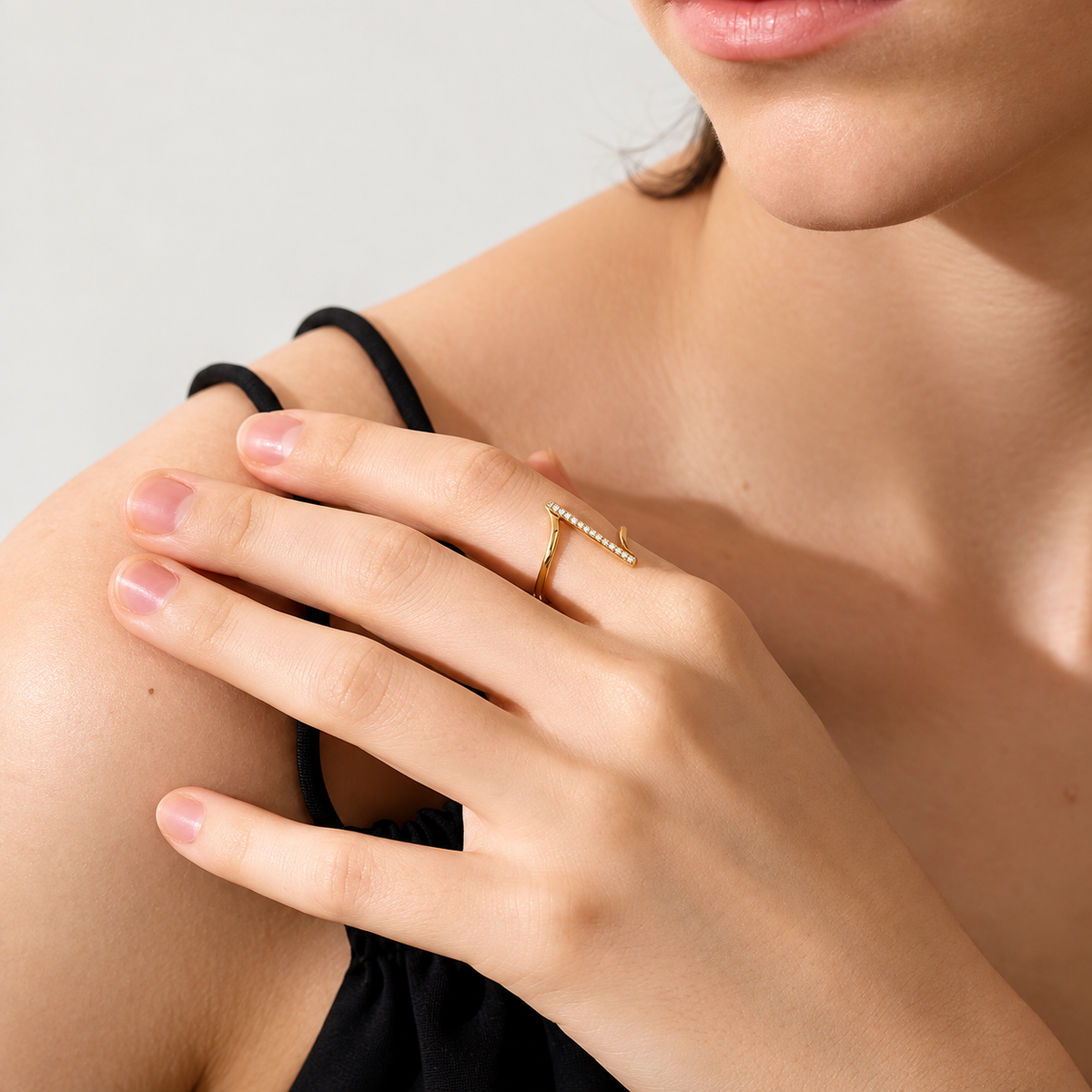 Sculpted Radiance Geometric Zirconia Ring