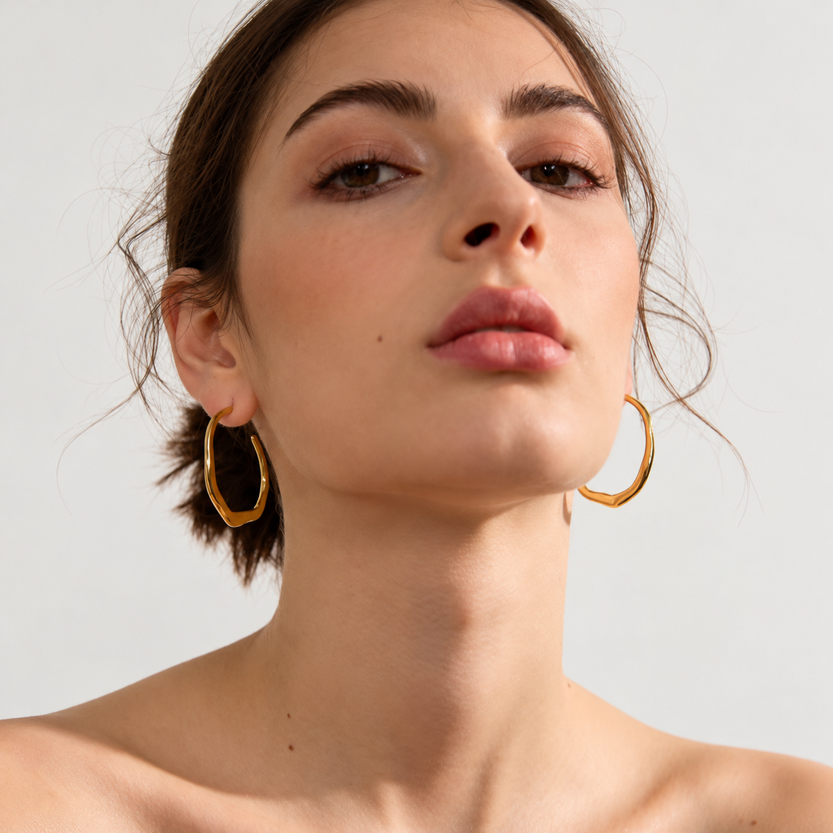 Waterproof Hoop Earrings with Geometric Rays