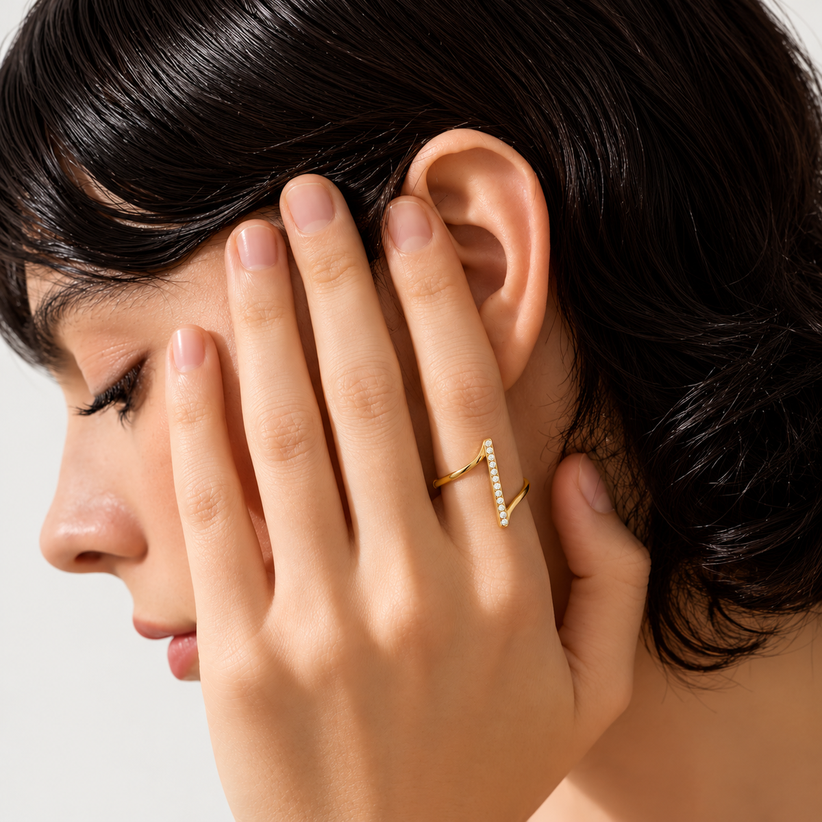 Sculpted Radiance Geometric Zirconia Ring