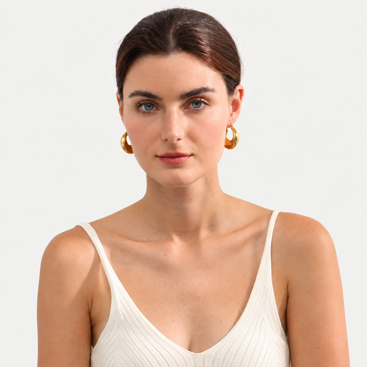 Elegant Sculpted Radiance Geometric Hoop Earrings