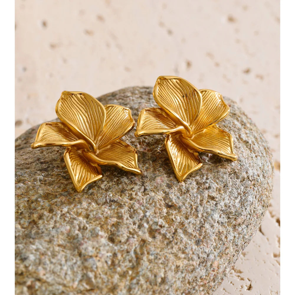 Aurelia Sculpted Bloom Gold Stud Earrings